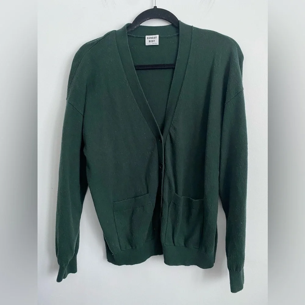 Aritzia Sunday Best Buffy V Neck Button Cardigan Merino Wool - Forrest Green - S - Picture 1 of 8